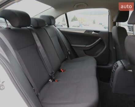 Білий Фольксваген Джетта, об'ємом двигуна 1.6 л та пробігом 122 тис. км за 12600 $, фото 8 на Automoto.ua