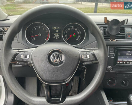 Белый Фольксваген Джетта, объемом двигателя 1.4 л и пробегом 159 тыс. км за 9100 $, фото 23 на Automoto.ua