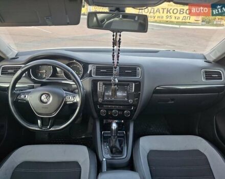 Белый Фольксваген Джетта, объемом двигателя 1.6 л и пробегом 201 тыс. км за 9800 $, фото 15 на Automoto.ua