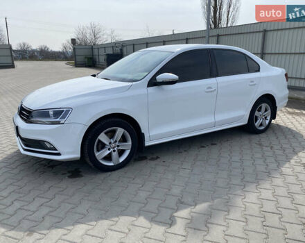 Белый Фольксваген Джетта, объемом двигателя 1.6 л и пробегом 172 тыс. км за 10100 $, фото 1 на Automoto.ua