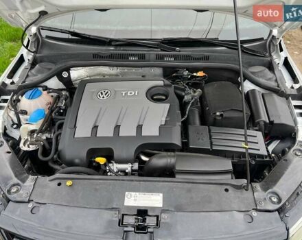 Белый Фольксваген Джетта, объемом двигателя 1.6 л и пробегом 180 тыс. км за 10600 $, фото 8 на Automoto.ua