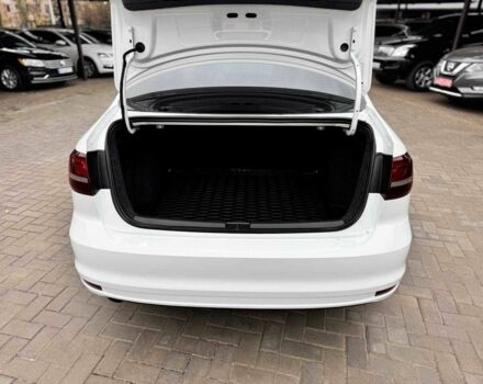 Белый Фольксваген Джетта, объемом двигателя 1.6 л и пробегом 76 тыс. км за 11800 $, фото 7 на Automoto.ua