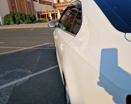 Белый Фольксваген Джетта, объемом двигателя 1.6 л и пробегом 85 тыс. км за 12800 $, фото 4 на Automoto.ua