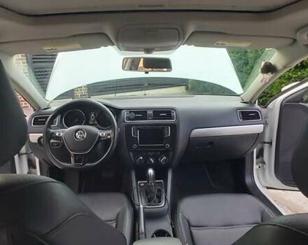 Белый Фольксваген Джетта, объемом двигателя 1.4 л и пробегом 141 тыс. км за 9500 $, фото 12 на Automoto.ua