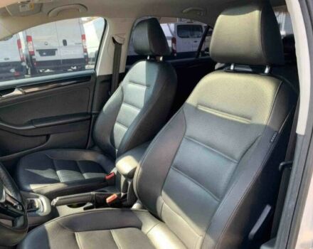 Фольксваген Джетта 2016 в Одессе на Automoto.ua Белый Фольксваген Джетта, объемом двигателя 2 л и пробегом 73 тыс. км за 2500 $, фото 5 на Automoto.ua