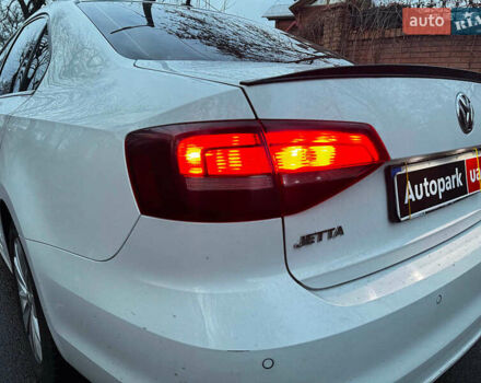 Белый Фольксваген Джетта, объемом двигателя 1.6 л и пробегом 180 тыс. км за 10990 $, фото 8 на Automoto.ua