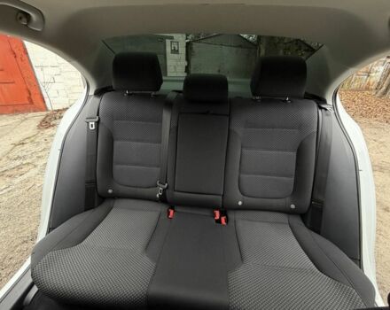 Білий Фольксваген Джетта, об'ємом двигуна 1.8 л та пробігом 184 тис. км за 10700 $, фото 16 на Automoto.ua