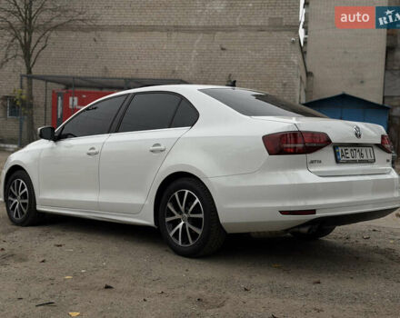 Білий Фольксваген Джетта, об'ємом двигуна 1.8 л та пробігом 184 тис. км за 10700 $, фото 5 на Automoto.ua
