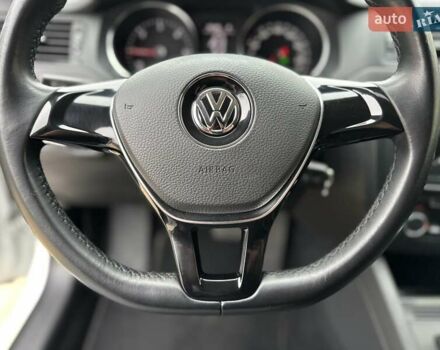 Белый Фольксваген Джетта, объемом двигателя 1.6 л и пробегом 52 тыс. км за 14800 $, фото 38 на Automoto.ua