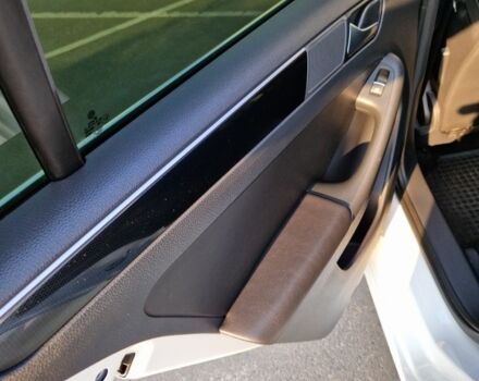 Белый Фольксваген Джетта, объемом двигателя 1.6 л и пробегом 85 тыс. км за 12800 $, фото 11 на Automoto.ua