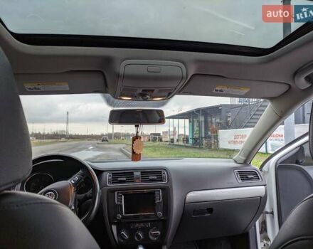 Белый Фольксваген Джетта, объемом двигателя 1.4 л и пробегом 118 тыс. км за 11400 $, фото 11 на Automoto.ua