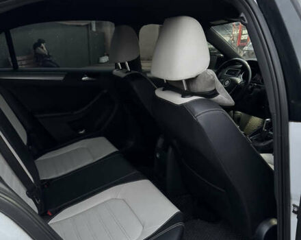 Фольксваген Джетта 2016 в Кривом Роге на Automoto.ua Белый Фольксваген Джетта, объемом двигателя 1.8 л и пробегом 110 тыс. км за 5500 $, фото 21 на Automoto.ua