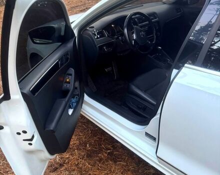 Фольксваген Джетта 2016 в Богодухове на Automoto.ua Белый Фольксваген Джетта, объемом двигателя 1.8 л и пробегом 107 тыс. км за 12700 $, фото 8 на Automoto.ua
