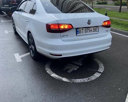 Белый Фольксваген Джетта, объемом двигателя 1.6 л и пробегом 180 тыс. км за 10600 $, фото 2 на Automoto.ua