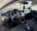 Білий Фольксваген Джетта, об'ємом двигуна 1.6 л та пробігом 141 тис. км за 12000 $, фото 1 на Automoto.ua
