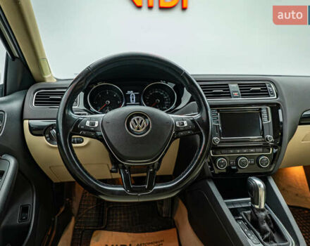 Фольксваген Джетта 2016 в Киеве на Automoto.ua Белый Фольксваген Джетта, объемом двигателя 1.6 л и пробегом 102 тыс. км за 11404 $, фото 11 на Automoto.ua