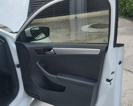 Белый Фольксваген Джетта, объемом двигателя 1.4 л и пробегом 141 тыс. км за 9500 $, фото 20 на Automoto.ua