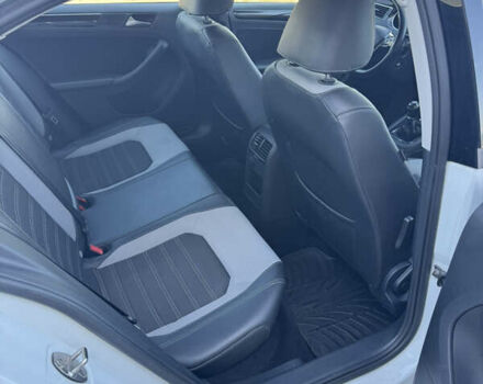 Белый Фольксваген Джетта, объемом двигателя 1.6 л и пробегом 177 тыс. км за 11000 $, фото 8 на Automoto.ua