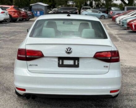 Білий Фольксваген Джетта, об'ємом двигуна 1.8 л та пробігом 73 тис. км за 7800 $, фото 6 на Automoto.ua