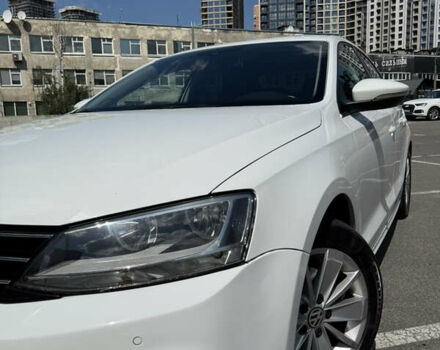 Білий Фольксваген Джетта, об'ємом двигуна 1.6 л та пробігом 173 тис. км за 11000 $, фото 6 на Automoto.ua