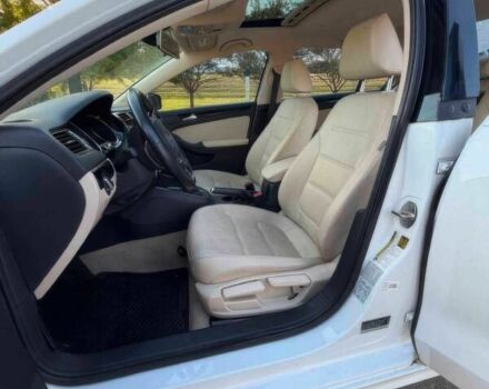 Белый Фольксваген Джетта, объемом двигателя 1.8 л и пробегом 74 тыс. км за 6000 $, фото 6 на Automoto.ua