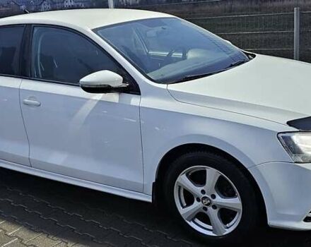 Білий Фольксваген Джетта, об'ємом двигуна 1.6 л та пробігом 139 тис. км за 10500 $, фото 5 на Automoto.ua
