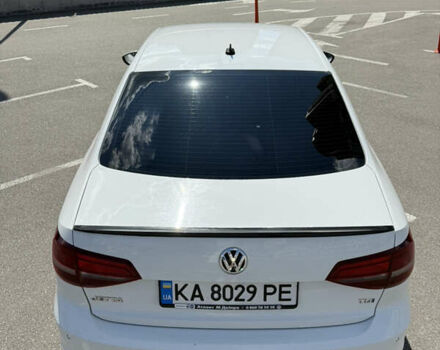 Білий Фольксваген Джетта, об'ємом двигуна 1.6 л та пробігом 173 тис. км за 11000 $, фото 3 на Automoto.ua