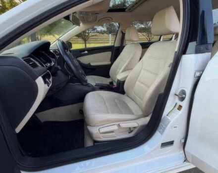 Білий Фольксваген Джетта, об'ємом двигуна 1.8 л та пробігом 73 тис. км за 9000 $, фото 8 на Automoto.ua