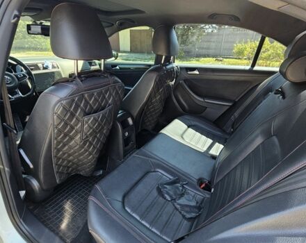 Білий Фольксваген Джетта, об'ємом двигуна 2 л та пробігом 179 тис. км за 11500 $, фото 17 на Automoto.ua