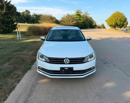 Белый Фольксваген Джетта, объемом двигателя 1.8 л и пробегом 74 тыс. км за 6000 $, фото 1 на Automoto.ua