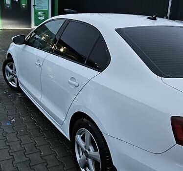 Білий Фольксваген Джетта, об'ємом двигуна 1.6 л та пробігом 139 тис. км за 10500 $, фото 7 на Automoto.ua