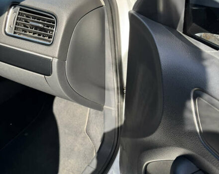 Белый Фольксваген Джетта, объемом двигателя 1.6 л и пробегом 73 тыс. км за 16000 $, фото 5 на Automoto.ua