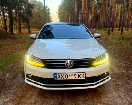 Фольксваген Джетта 2016 в Богодухове на Automoto.ua Белый Фольксваген Джетта, объемом двигателя 1.8 л и пробегом 107 тыс. км за 12700 $, фото 1 на Automoto.ua