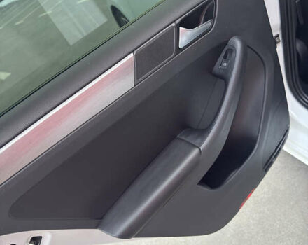 Білий Фольксваген Джетта, об'ємом двигуна 1.8 л та пробігом 196 тис. км за 10500 $, фото 8 на Automoto.ua