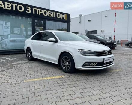 Фольксваген Джетта 2016 в Одессе на Automoto.ua Белый Фольксваген Джетта, объемом двигателя 1.6 л и пробегом 132 тыс. км за 13000 $, фото 1 на Automoto.ua