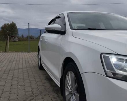 Фольксваген Джетта 2016 в Сваляве на Automoto.ua Белый Фольксваген Джетта, объемом двигателя 1.6 л и пробегом 219 тыс. км за 11300 $, фото 4 на Automoto.ua