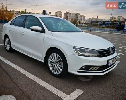 Белый Фольксваген Джетта, объемом двигателя 1.6 л и пробегом 53 тыс. км за 16500 $, фото 3 на Automoto.ua