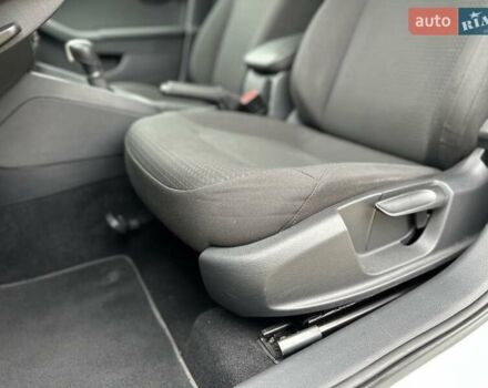 Белый Фольксваген Джетта, объемом двигателя 1.6 л и пробегом 52 тыс. км за 14800 $, фото 40 на Automoto.ua