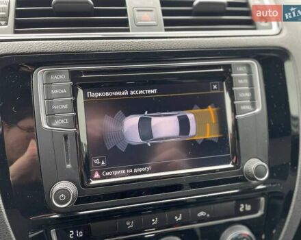 Фольксваген Джетта 2016 в Одессе на Automoto.ua Белый Фольксваген Джетта, объемом двигателя 1.6 л и пробегом 132 тыс. км за 13000 $, фото 16 на Automoto.ua