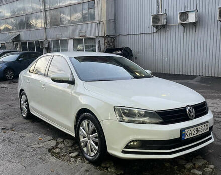 Фольксваген Джетта 2016 в Киеве на Automoto.ua Белый Фольксваген Джетта, объемом двигателя 1.6 л и пробегом 211 тыс. км за 11300 $, фото 1 на Automoto.ua
