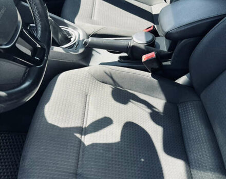 Білий Фольксваген Джетта, об'ємом двигуна 1.6 л та пробігом 187 тис. км за 10800 $, фото 14 на Automoto.ua