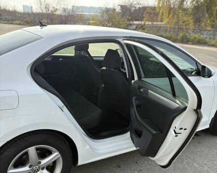 Белый Фольксваген Джетта, объемом двигателя 1.6 л и пробегом 232 тыс. км за 10700 $, фото 16 на Automoto.ua