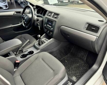 Белый Фольксваген Джетта, объемом двигателя 1.6 л и пробегом 76 тыс. км за 11800 $, фото 14 на Automoto.ua