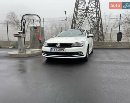 Білий Фольксваген Джетта, об'ємом двигуна 1.8 л та пробігом 103 тис. км за 13000 $, фото 19 на Automoto.ua