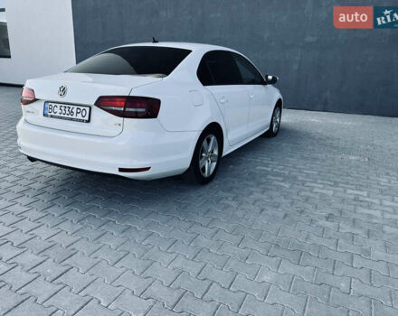 Білий Фольксваген Джетта, об'ємом двигуна 1.6 л та пробігом 187 тис. км за 10800 $, фото 7 на Automoto.ua