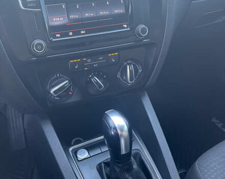 Белый Фольксваген Джетта, объемом двигателя 1.39 л и пробегом 174 тыс. км за 9100 $, фото 9 на Automoto.ua