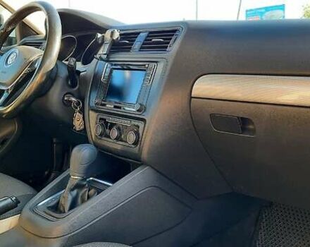 Білий Фольксваген Джетта, об'ємом двигуна 1.6 л та пробігом 167 тис. км за 11300 $, фото 7 на Automoto.ua