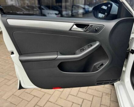 Белый Фольксваген Джетта, объемом двигателя 1.6 л и пробегом 76 тыс. км за 11800 $, фото 10 на Automoto.ua