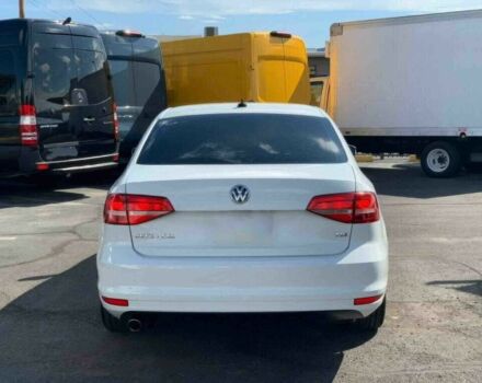 Фольксваген Джетта 2016 в Одессе на Automoto.ua Белый Фольксваген Джетта, объемом двигателя 2 л и пробегом 73 тыс. км за 2500 $, фото 3 на Automoto.ua