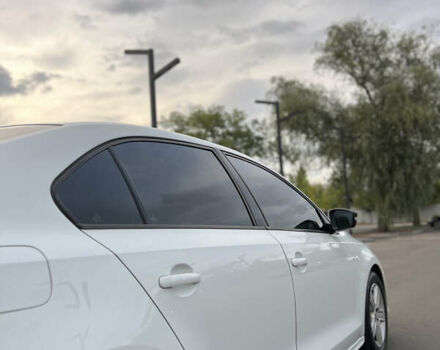 Белый Фольксваген Джетта, объемом двигателя 1.4 л и пробегом 155 тыс. км за 10300 $, фото 5 на Automoto.ua